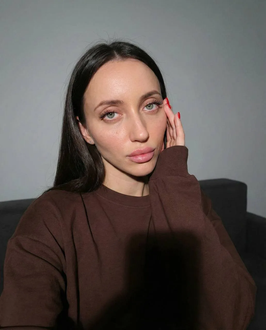 Makeup In Casual Selfie