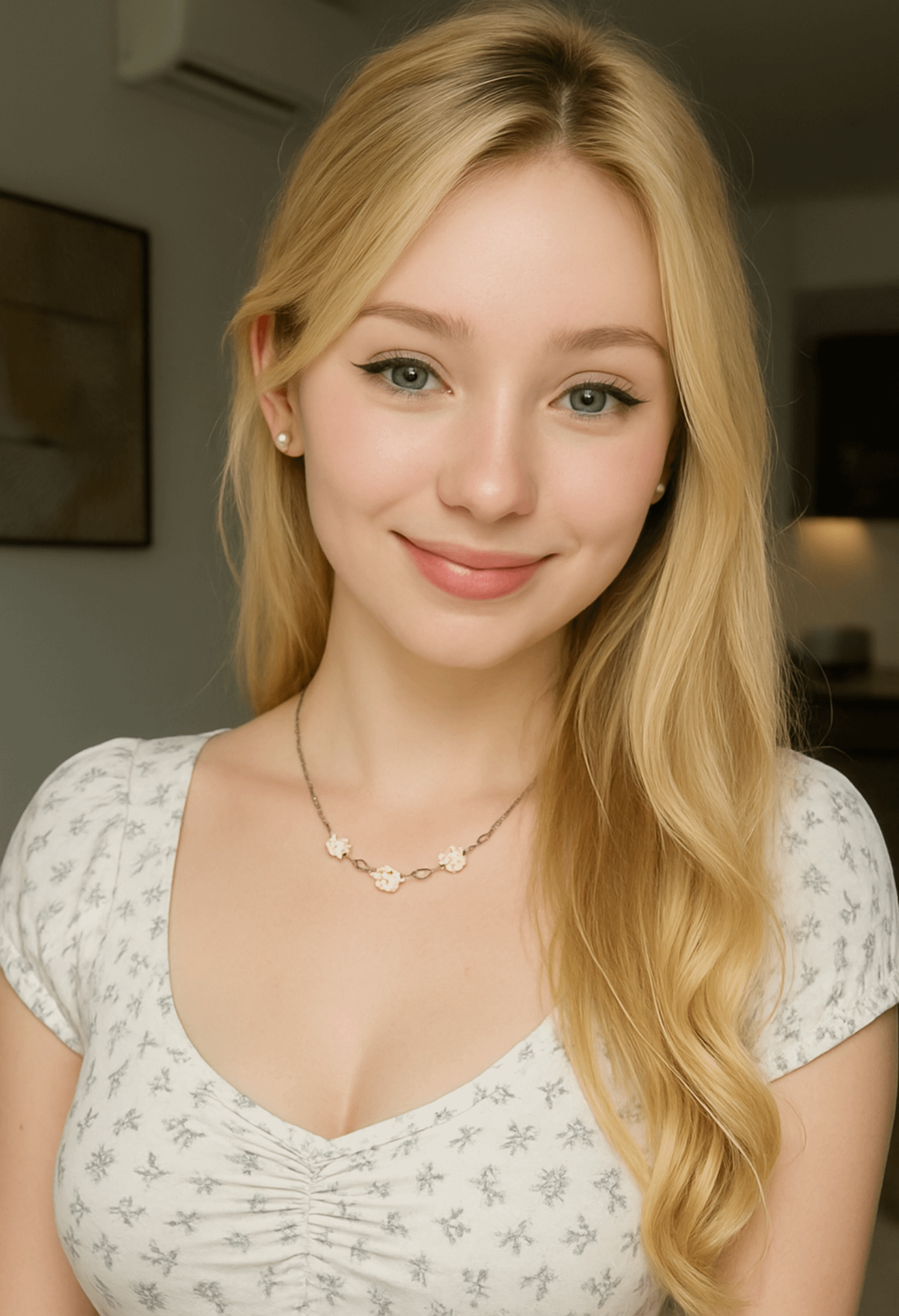 Soft Diffused Light Floral Print Top Pearl Earrings