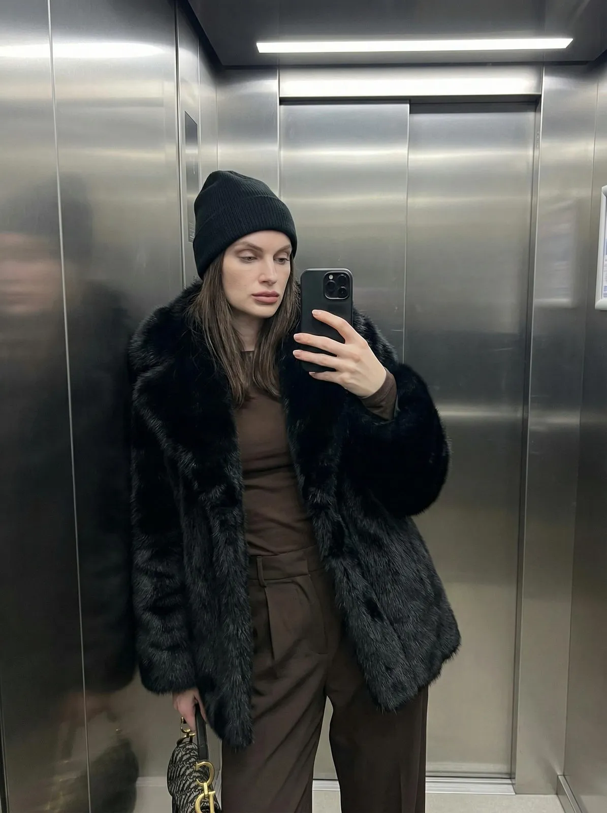 Makeup In Mirror Selfie