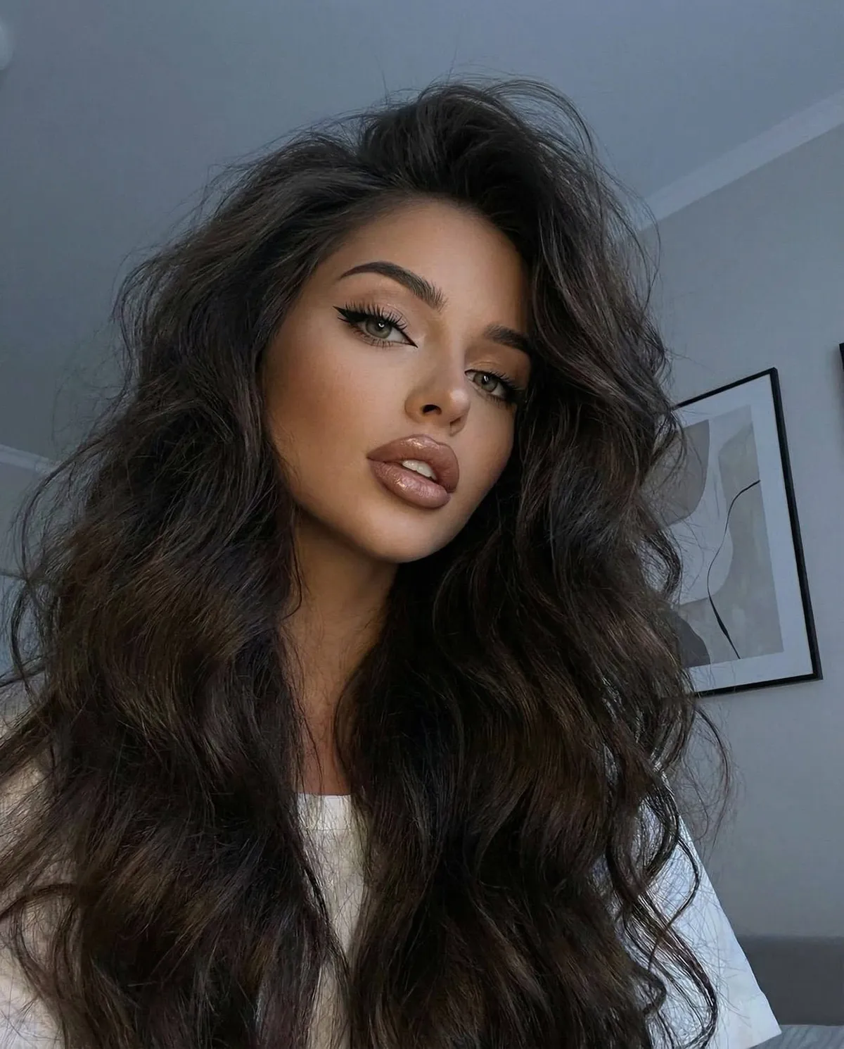 Soft Waves Low Angle Room Portrait