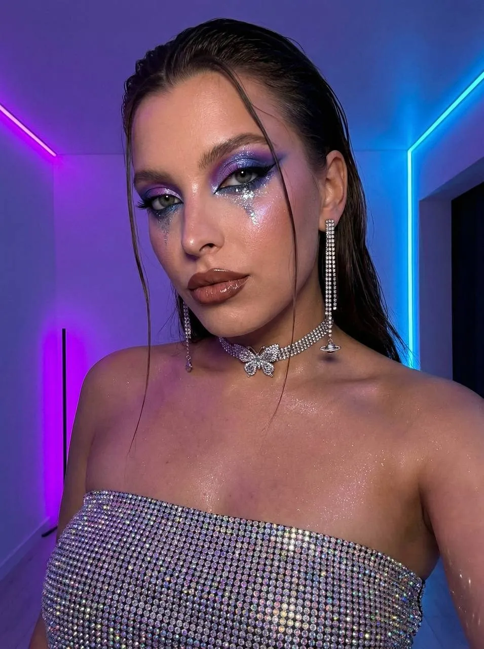 Makeup Earrings And Necklace In Selfie Portrait