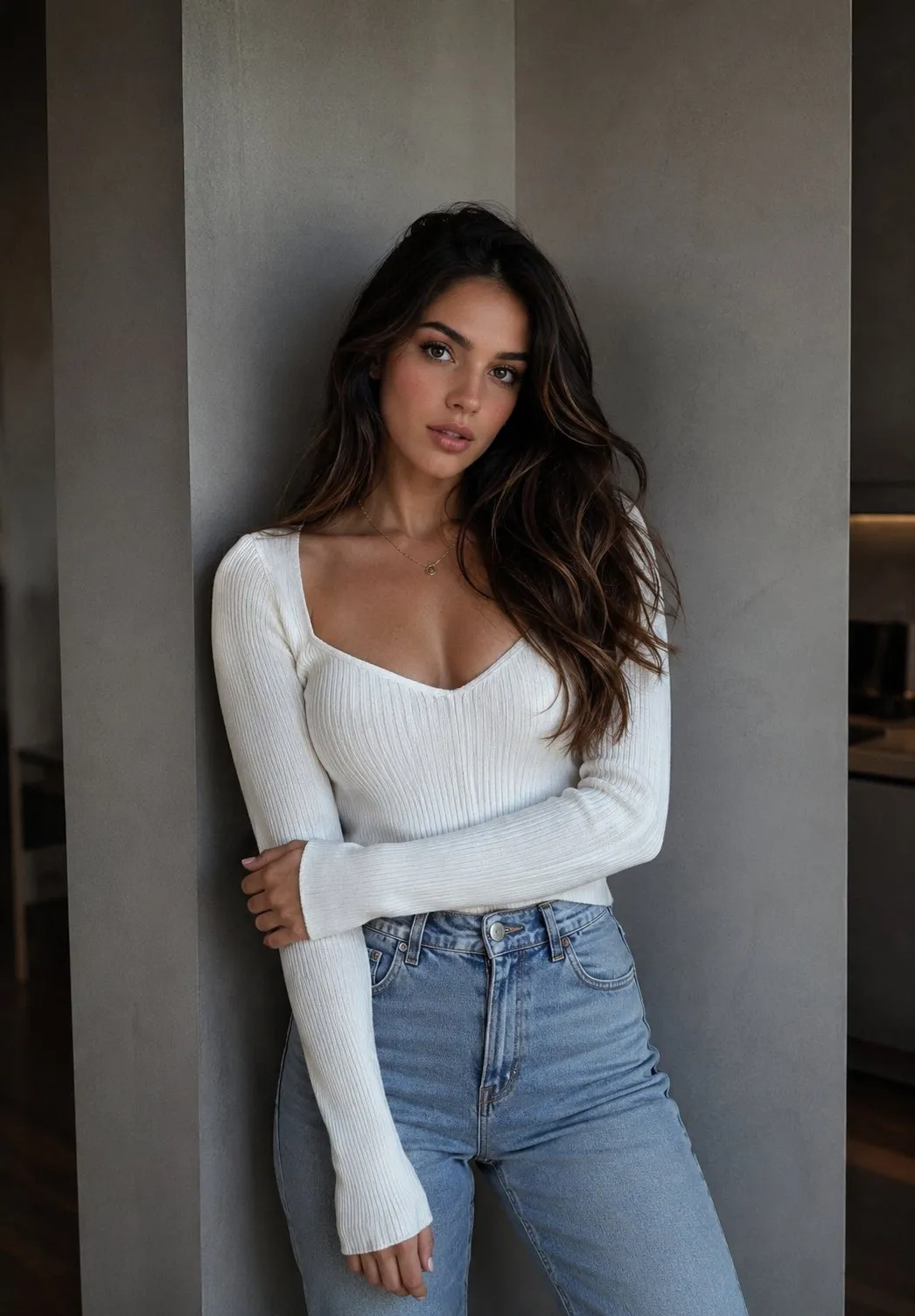 Necklace With White Top