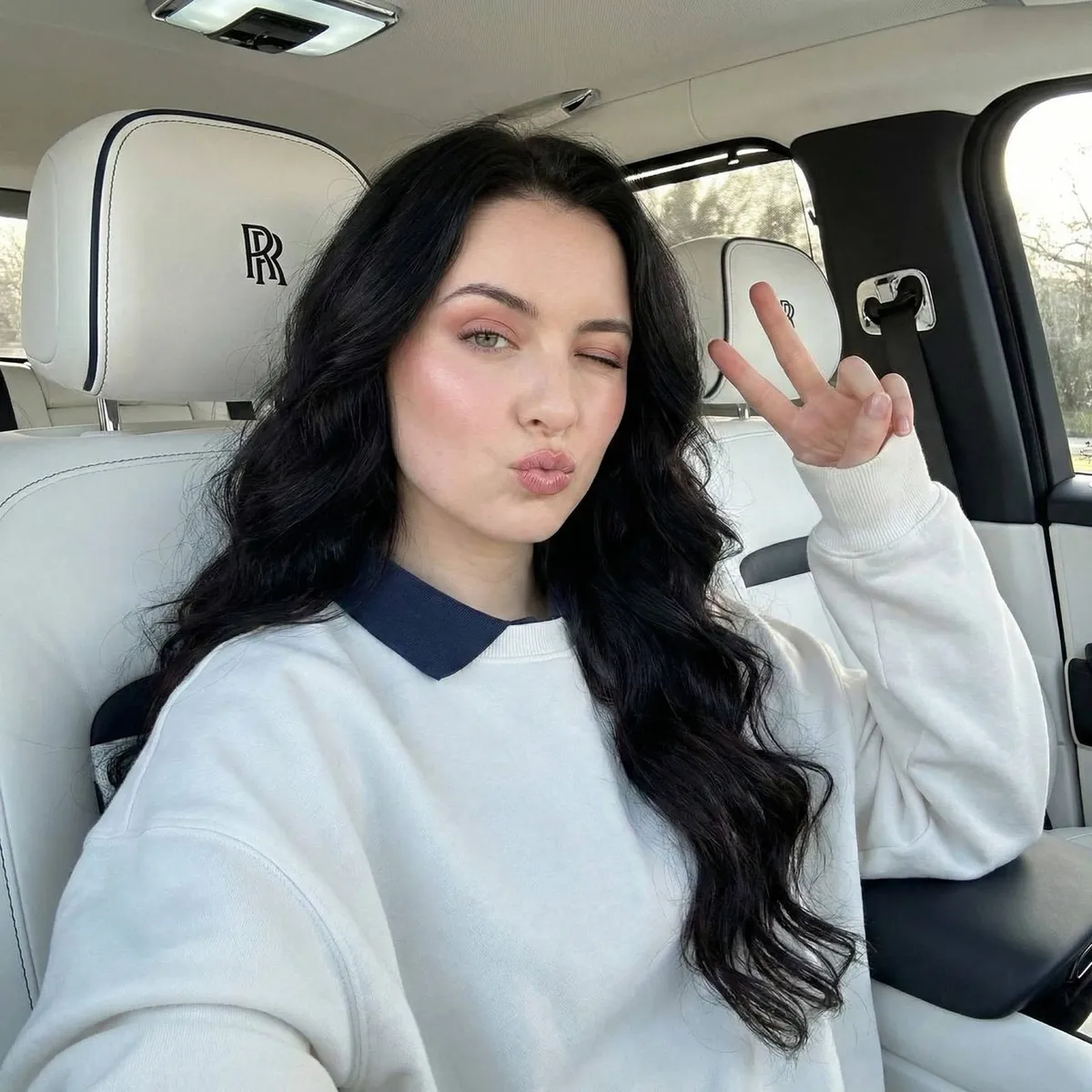 Makeup And Playful Luxury Journey