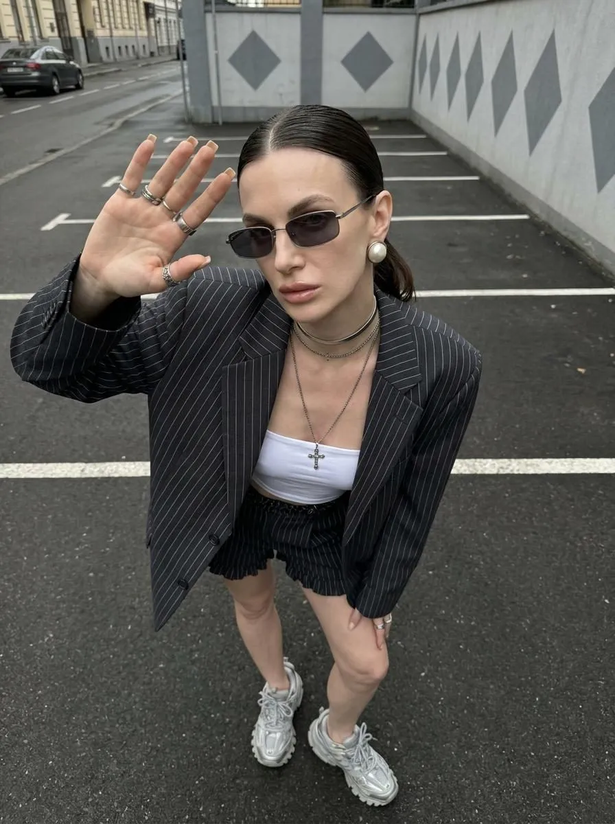 City Parking Lot Woman High Angle Face Focus