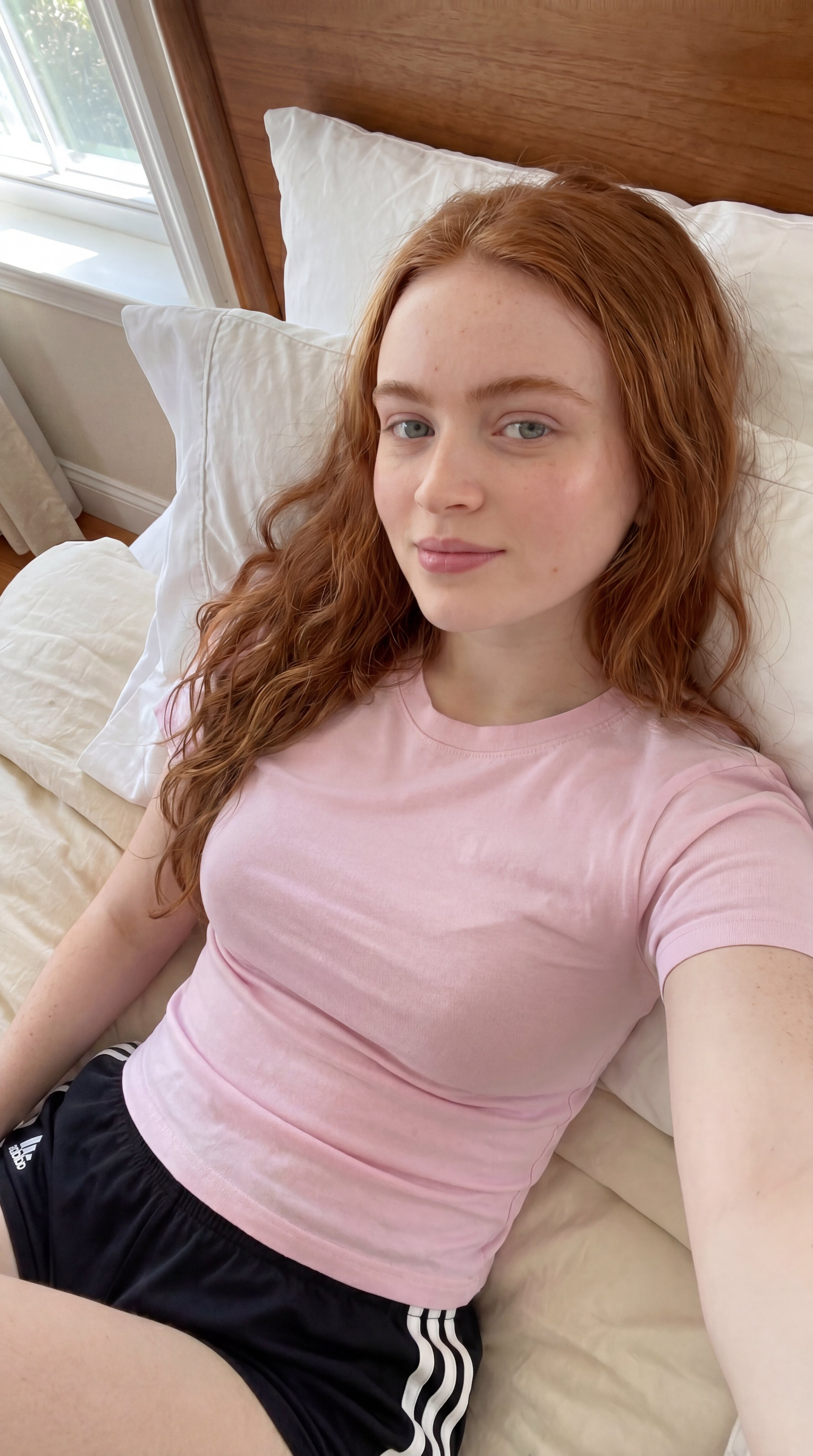Millie Bobby Brown-inspired relaxed bed selfie AI prompt example