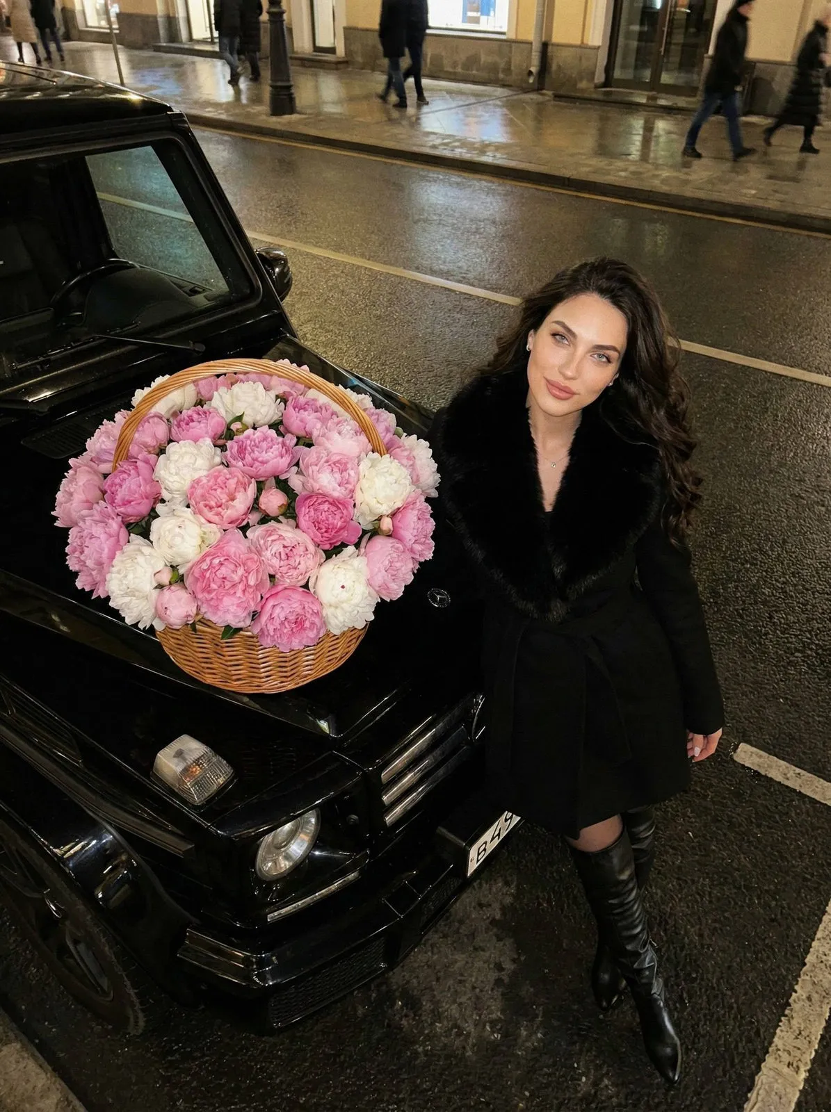 Dark Winter Street Luxury Car Bouquet