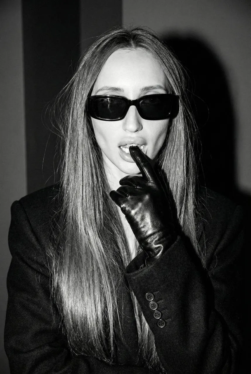 Rectangular Sunglasses In Monochrome Paparazzi Portrait