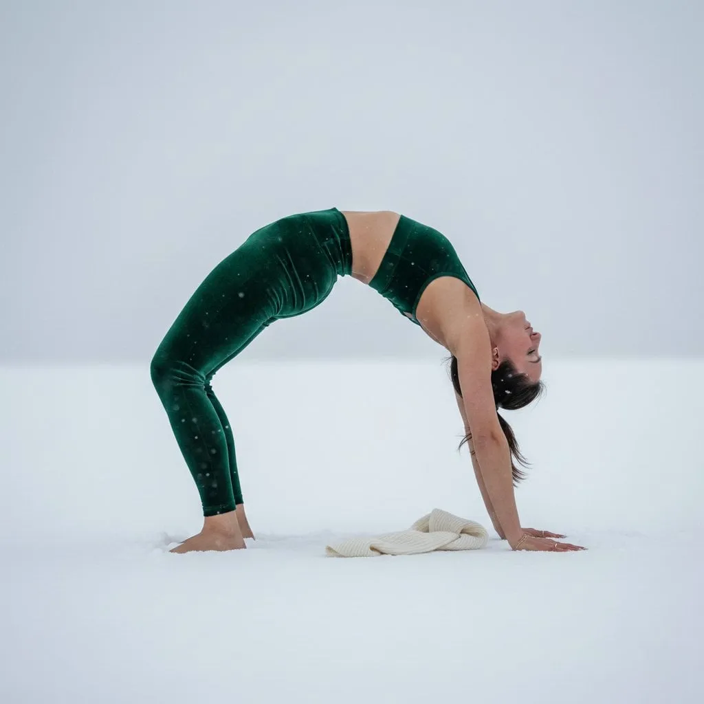 Yoga Arch Snowy Horizon Wide Angle