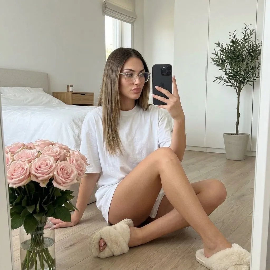 Girl Bedroom Mirror Selfie Pink Roses Soft Light