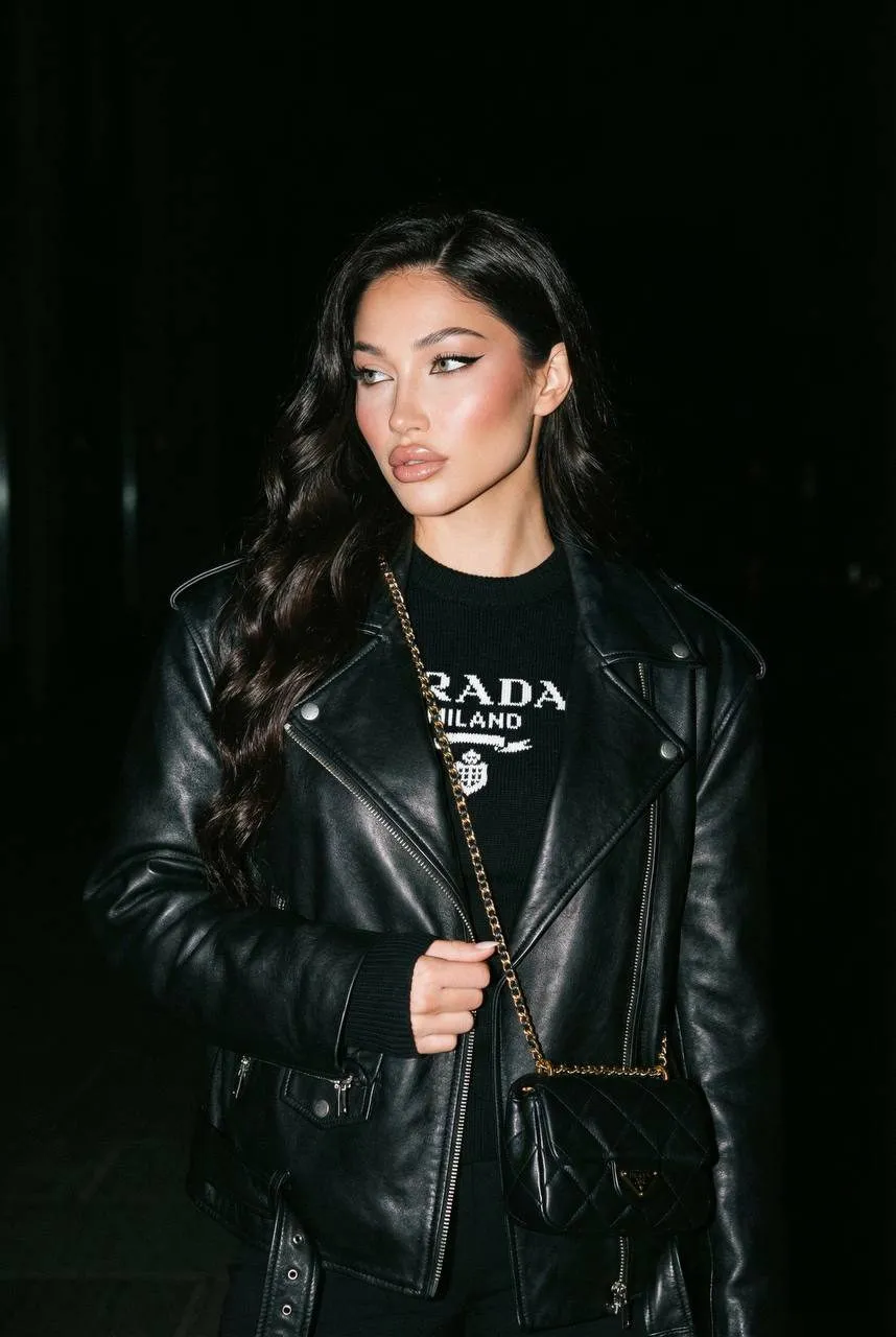 Night Luxury Street Portrait Black