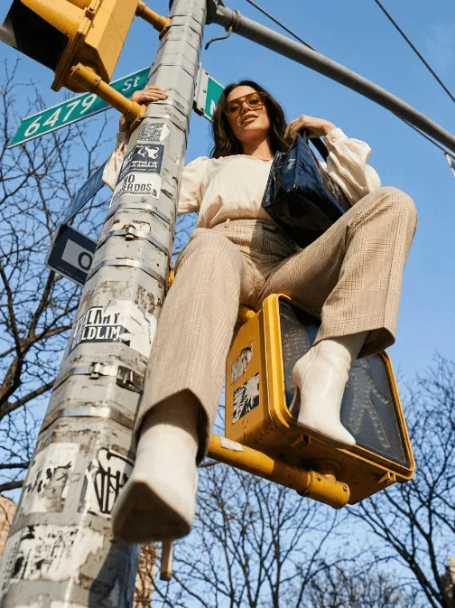 Street Fashion Portrait Low Angle Traffic Light Pole