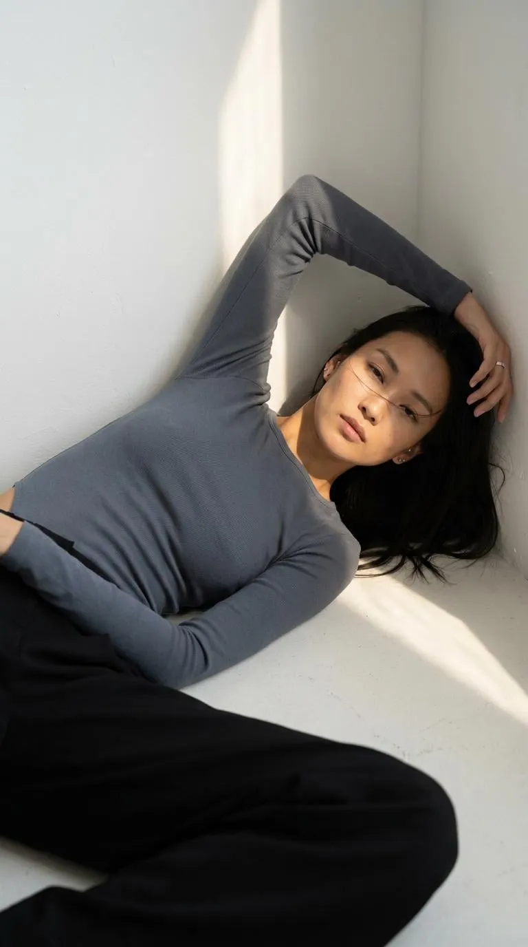 Long Sleeved In Floor Against
