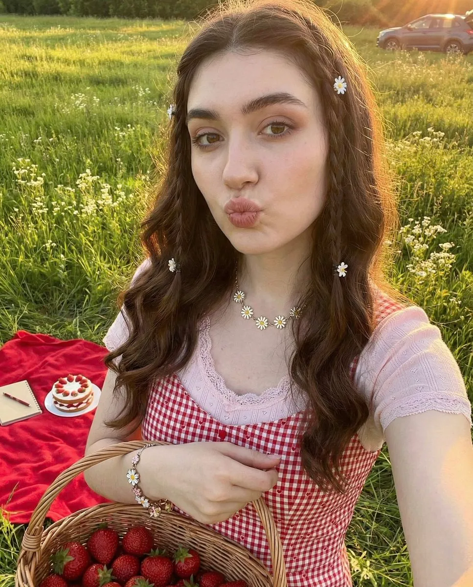 Necklace And Bracelets In Casual Selfie