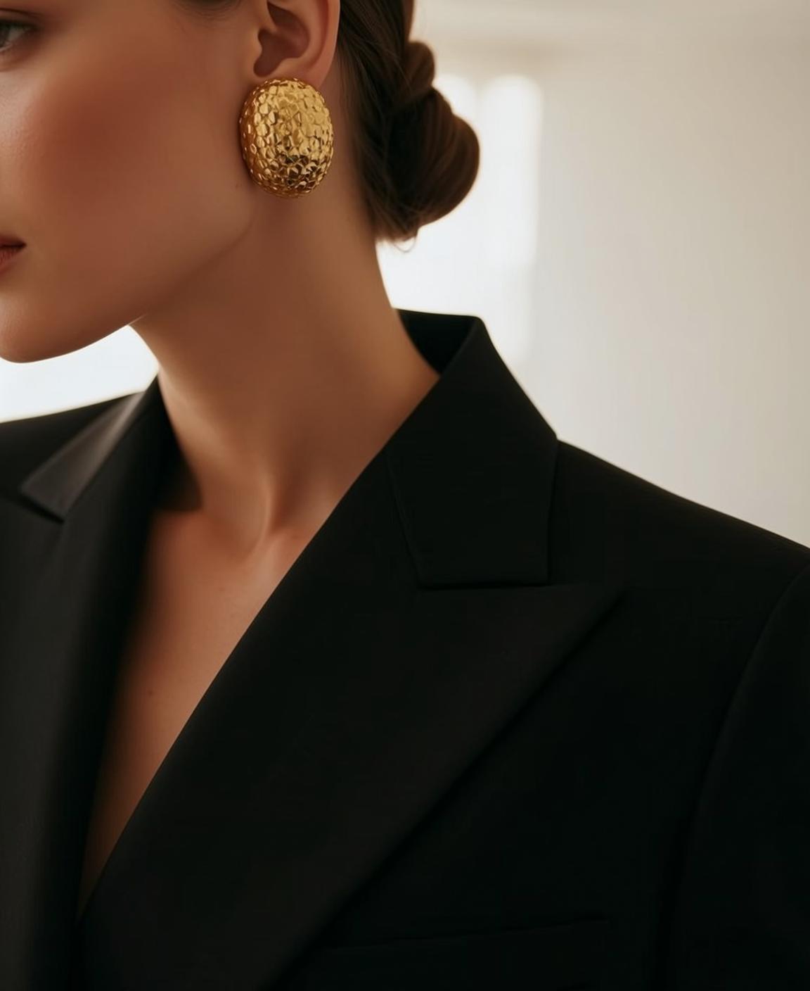Luxury Brown Pulled Back Bun Fair Black