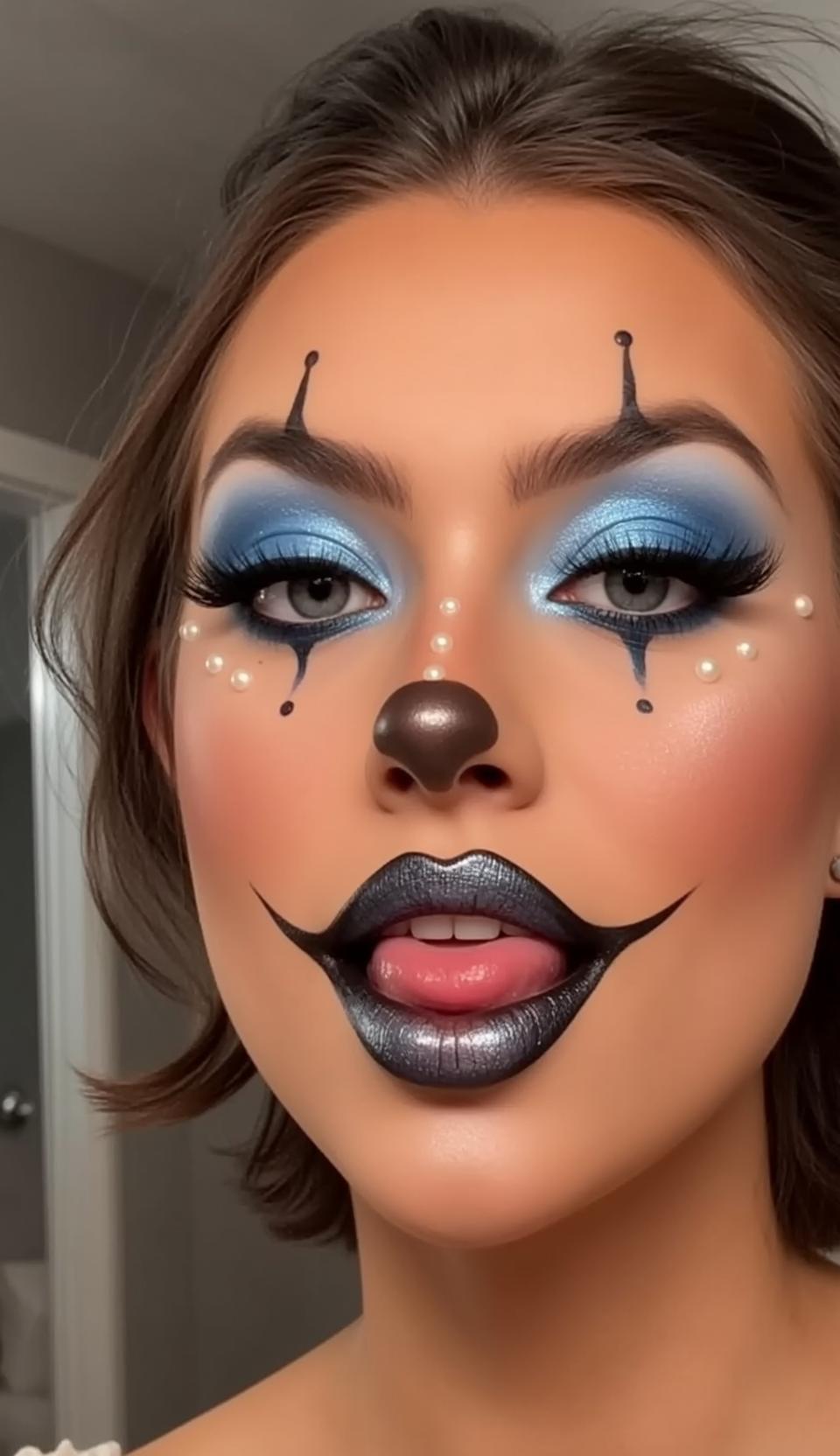 Halloween Makeup Young Short Brown Hair Fair